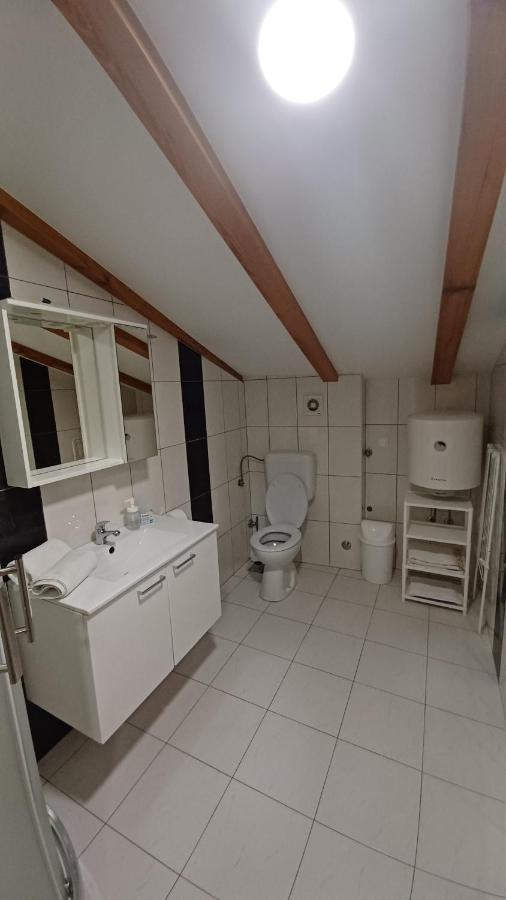 Apartmani Amra Novi Vinodolski Exterior photo