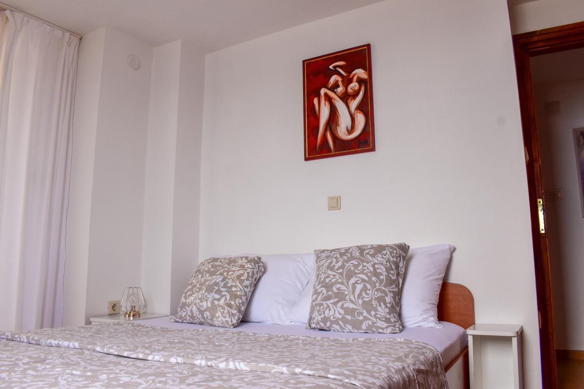 Apartmani Amra Novi Vinodolski Exterior photo