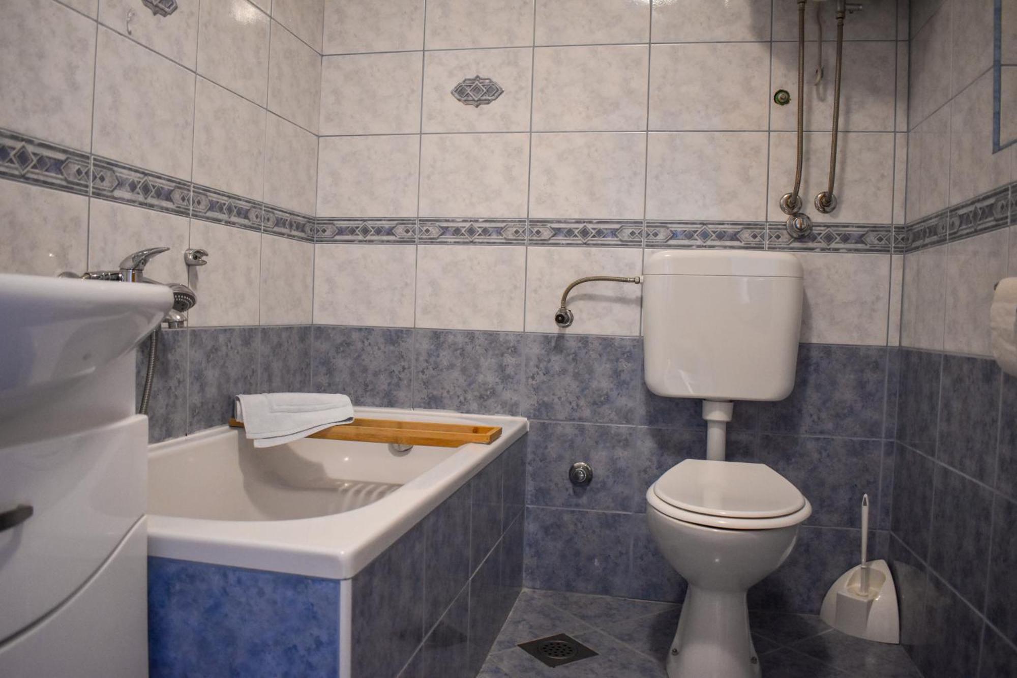 Apartmani Amra Novi Vinodolski Exterior photo