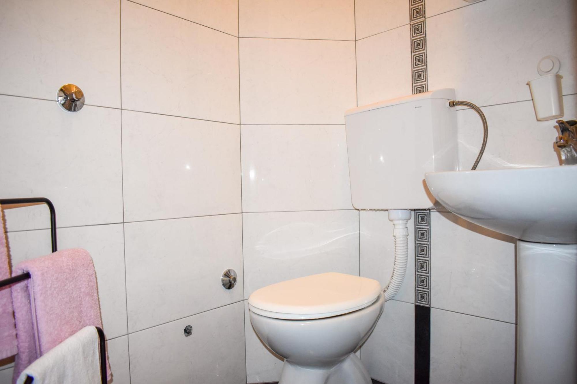 Apartmani Amra Novi Vinodolski Room photo