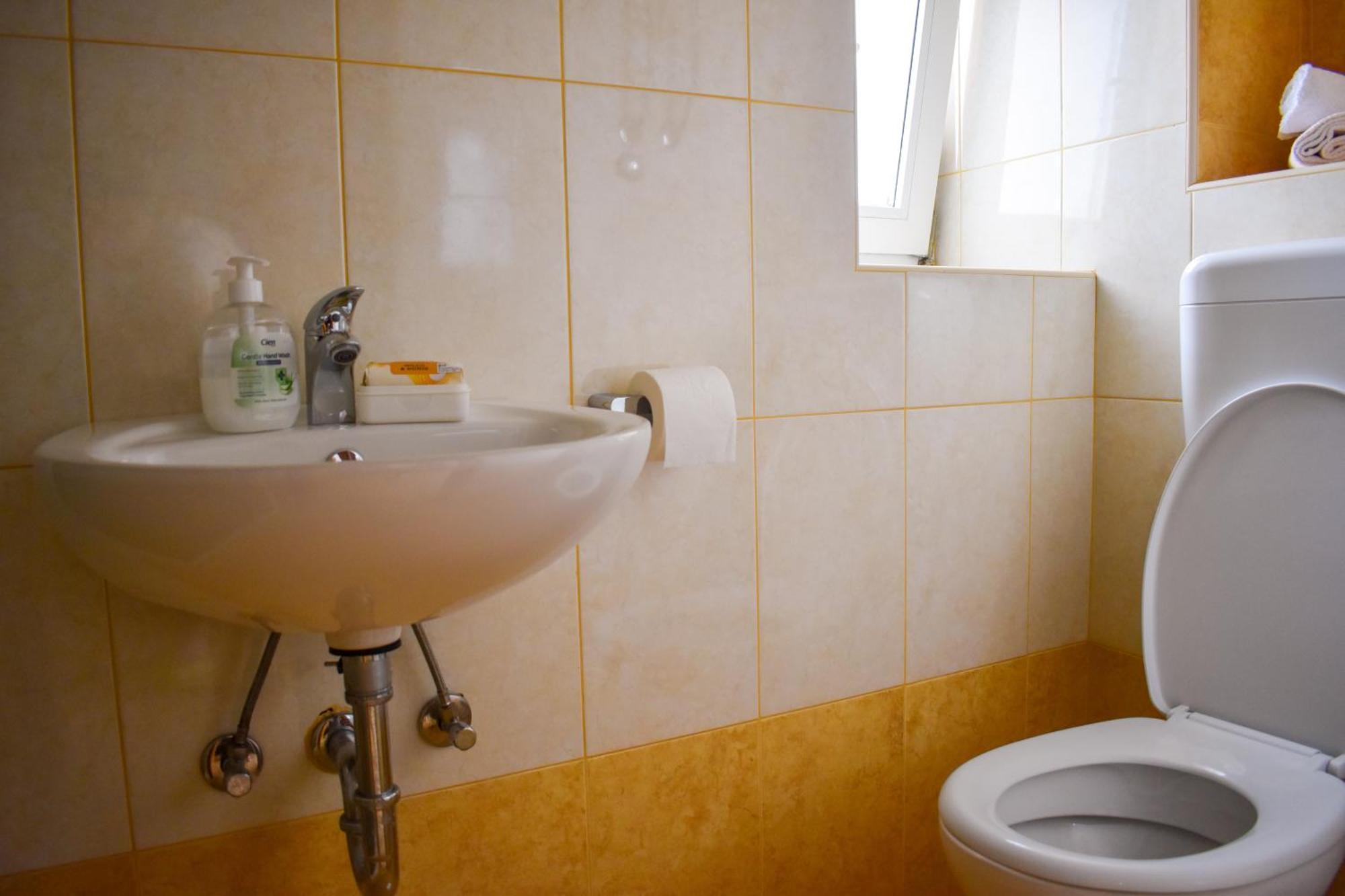 Apartmani Amra Novi Vinodolski Room photo